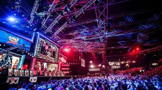 发布会上 发布会上